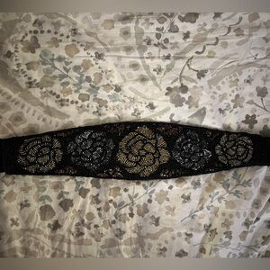 Vintage rose beaded belt